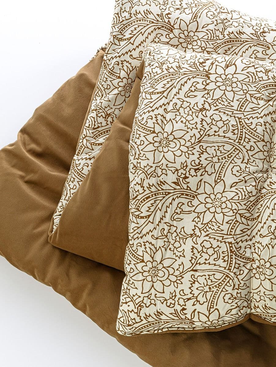 QUILT TIYA