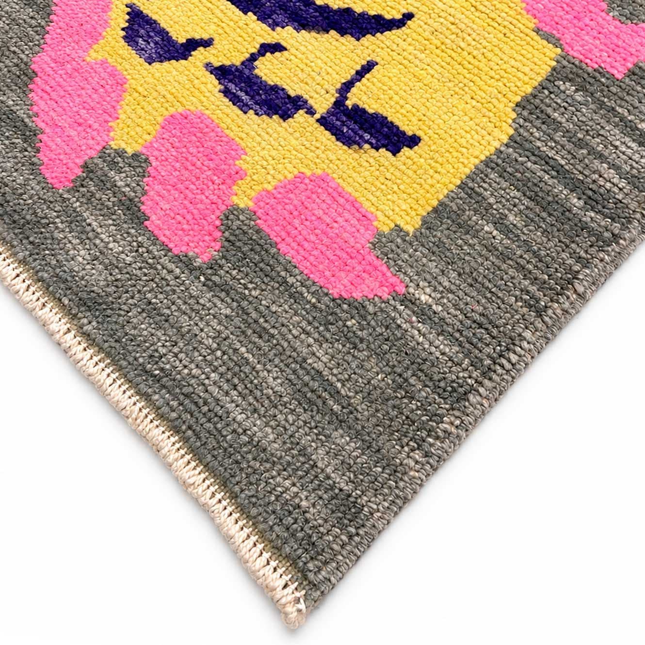 OUSHAK TIGER GREY 206X313