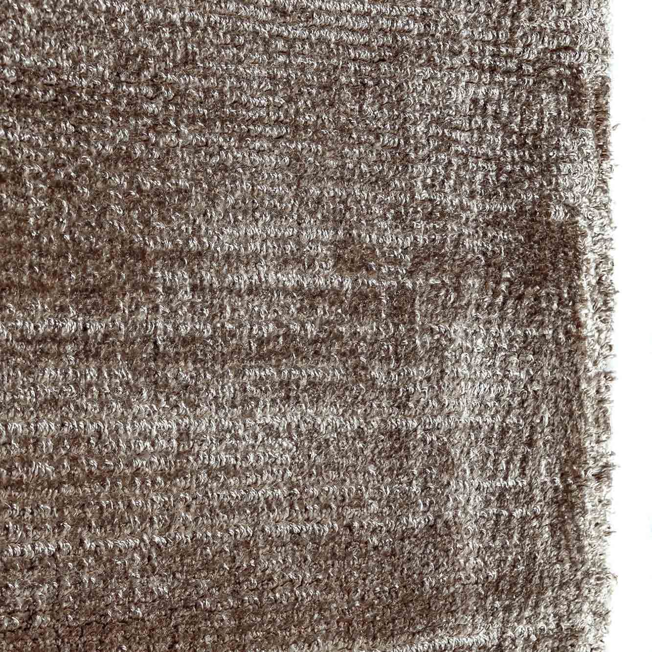 SILKY DISTRESSED - BEIGE
