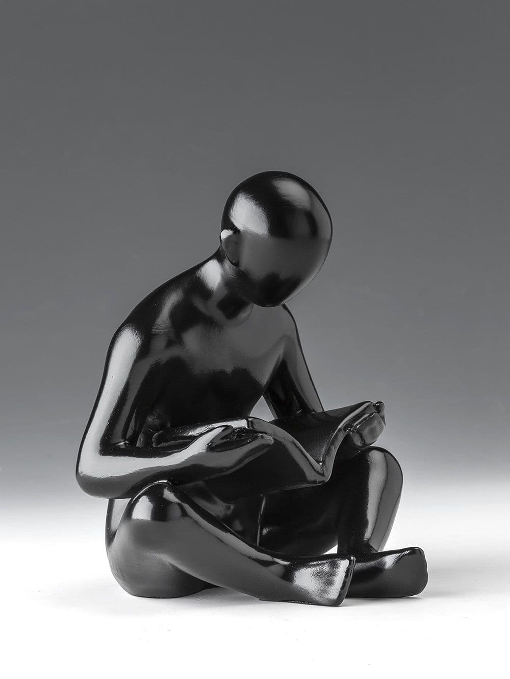 FIGURA READING BLACK