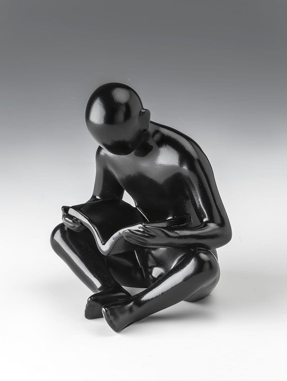FIGURA READING BLACK