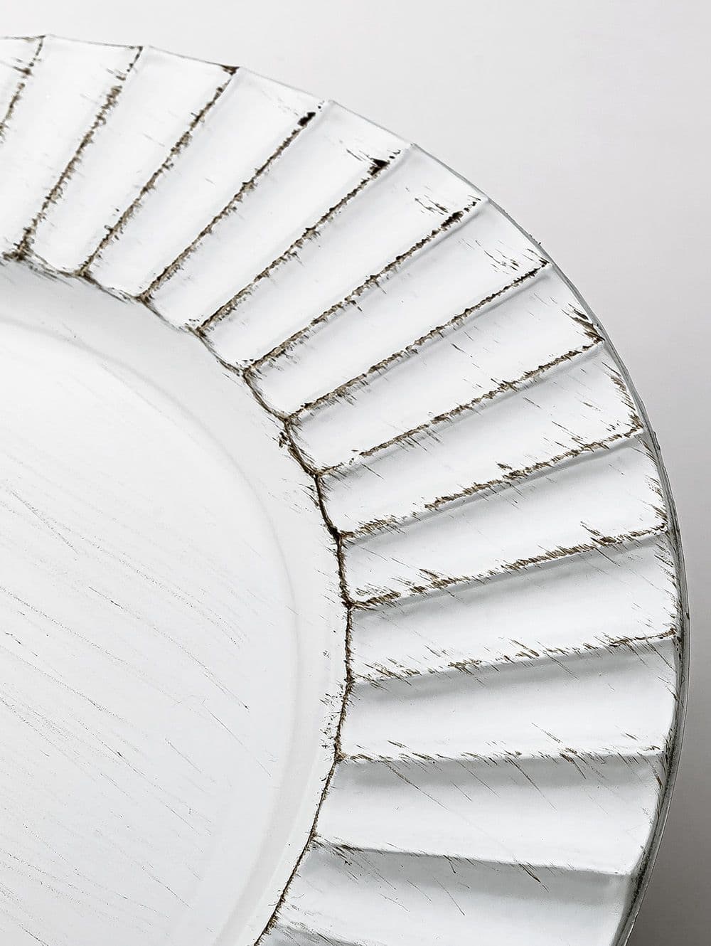 PLATO DE SITIO RUFFLED WHITE